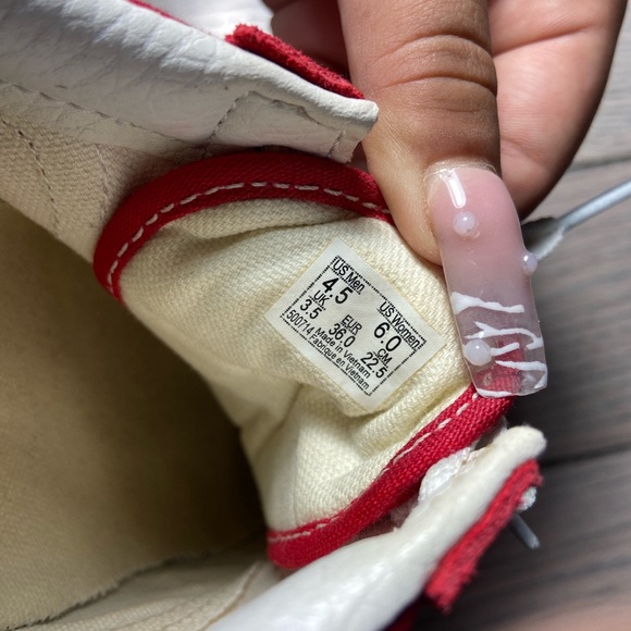 Red Old Skool vans - Picture 4 of 4